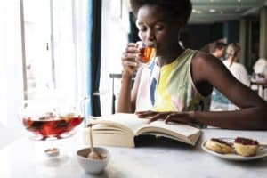 Support healthy, glowing skin with Carmién Rooibos teabags